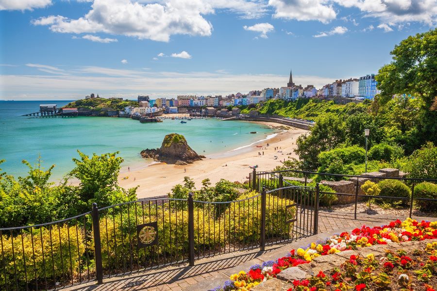 Pembrokeshire là điểm đến lý tưởng không thể bỏ qua khi ghé thăm lục địa già vào mùa xuân 