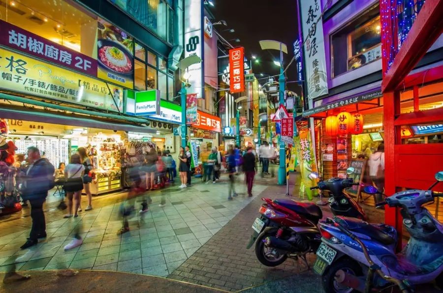 Sự sầm uất và nhộn nhịp của Chợ Đêm Ximending 