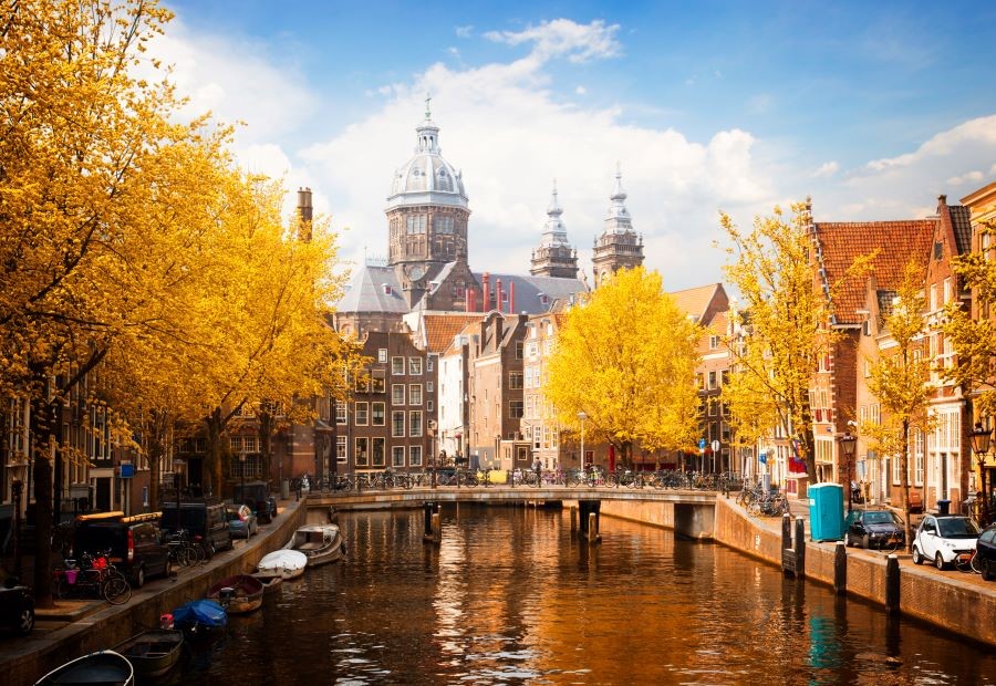 Amsterdam là điểm dừng chân mùa thu lý tưởng du khách không nên bỏ lỡ
