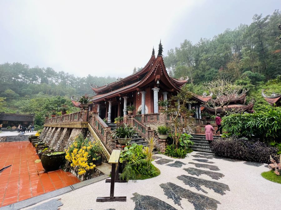 Địa Tạng Phi Lai Tự - Điểm du lịch tâm linh nổi tiếng vào những ngày đầu năm mới