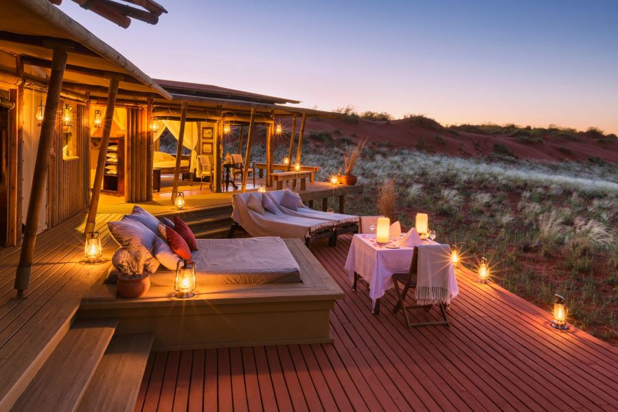 Lưu trú tại các khách sạn trên sa mạc khi đi du lịch Dubai là một trải nghiệm vô cùng thú vị 