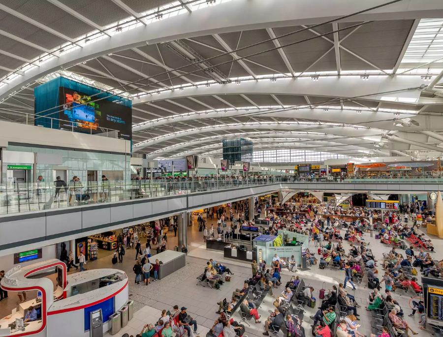 Diện tích rộng lớn của sân bay Heathrow