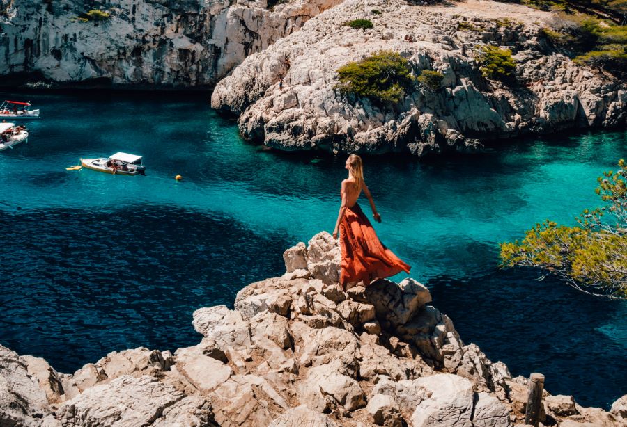 Vườn quốc gia Calanques là một vườn quốc gia nằm ở miền nam nước Pháp