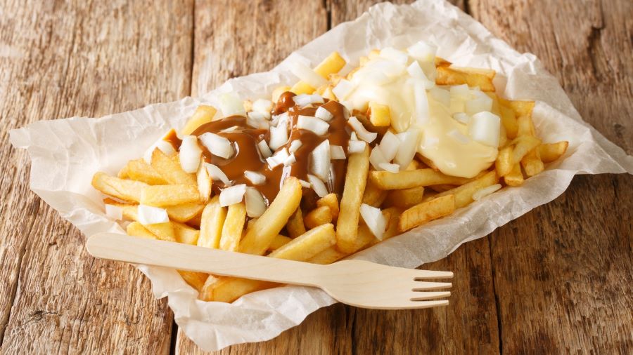Điểm nhấn của Thick Dutch Fries đó là phần nước sốt cực kỳ thơm ngon và bắt miệng
