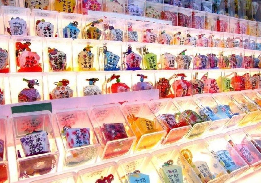 Kiểu dáng, màu sắc của các mẫu đèn lồng mini vô cùng đa dạng