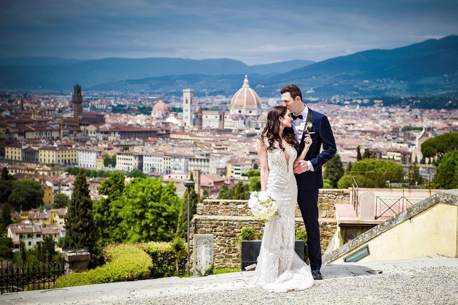 Những bộ ảnh cưới cổ điển đi vào huyền thoại