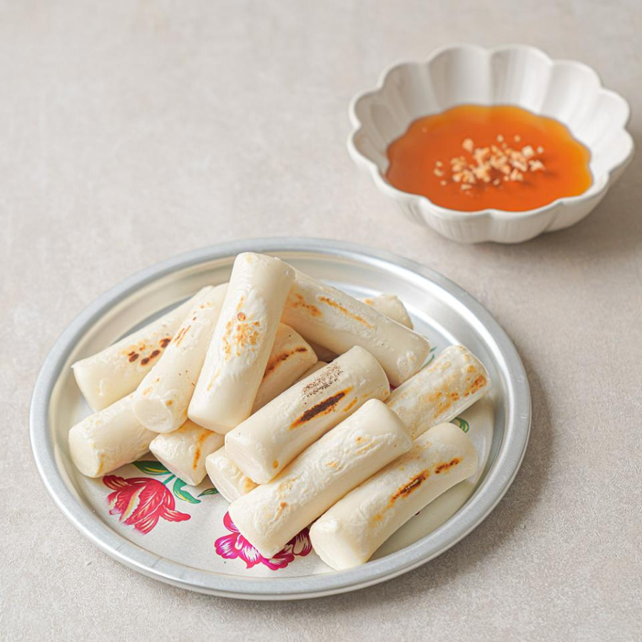 Bánh gạo Garaetteok không chỉ đơn thuần là một món ăn mà còn mang ý nghĩa văn hóa sâu sắc trong đời sống người Hàn Quốc