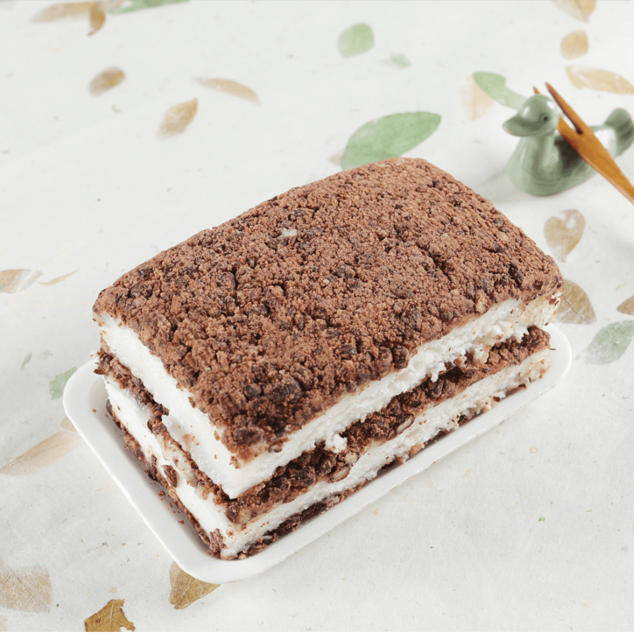 Sirutteok là một trong những loại bánh gạo lâu đời và phổ biến nhất tại Hàn Quốc