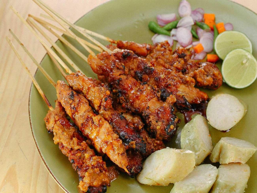 Sate - món ăn đường phố phổ biến dễ dàng tìm thấy ở khắp mọi nơi