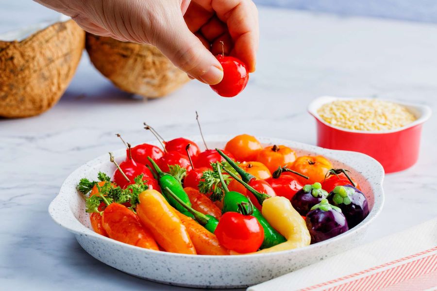 Bánh đậu xanh Luk Chup là món bánh truyền thống cực kỳ nổi tiếng của người dân Thái Lan