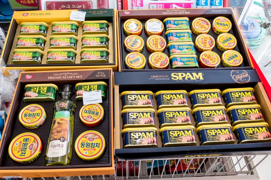 Những set đồ khô là món quà Tết ý nghĩa nhưng vẫn tiết kiệm