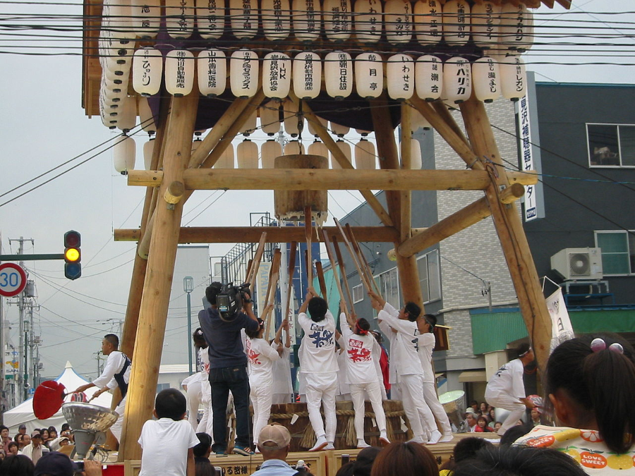 Lễ hội Furrusato Hyappei là một trong những lễ hội độc đáo và đầy sức mạnh tại Nhật Bản