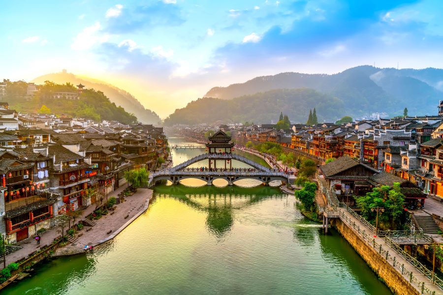 Top những lưu ý khi đi du lịch Phượng Hoàng Cổ Trấn