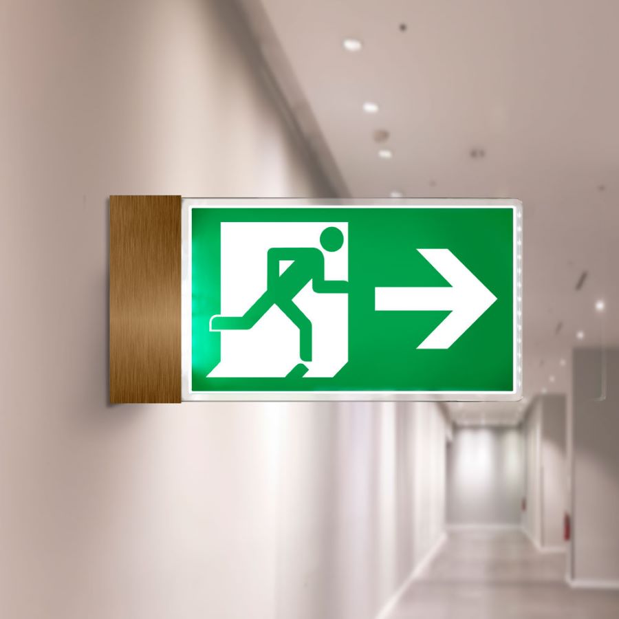 Du khách không nên chọn phòng đối diện với lối thoát hiểm