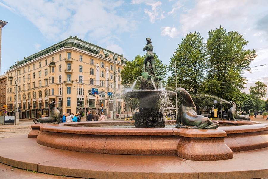 Tượng mỹ nhân ngư Amanda, một biểu tượng bất tử của Copenhagen, Đan Mạch