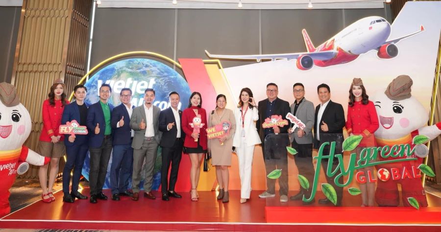 Top Ten Travel vinh hạnh là khách mời tham dự buổi “Hội Nghị Triển Khai Kế Hoạch 2024” của Vietjet Air