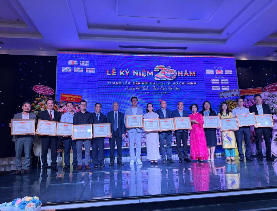 Top Ten Travel là đơn vị được Hiệp Hội Du Lịch Việt Nam trao tặng bằng khen vì những thành tích hoạt động xuất sắc trong năm 2024