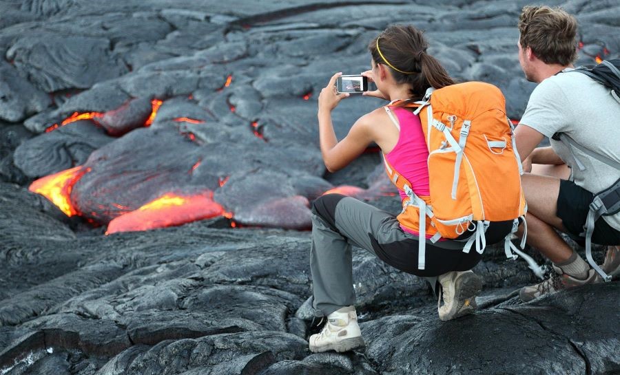 Công viên Quốc gia Núi lửa Hawaii là nơi có hai ngọn núi lửa đang hoạt động: Kilauea và Mauna Loa
