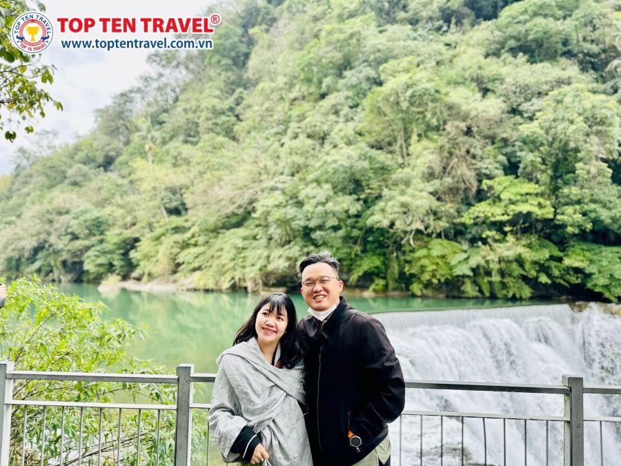 Đoàn khách Top Ten Travel tham quan du lịch Đài Loan