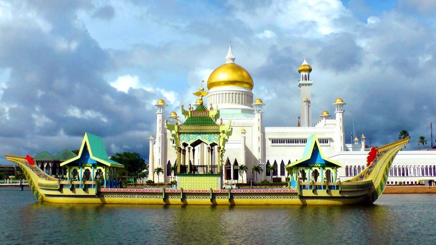 Brunei là đất nước Hồi giáo giàu có, nổi tiếng