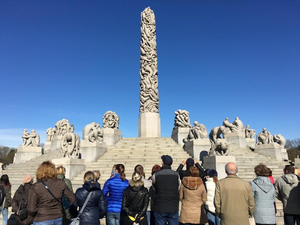 Du lịch nước ngoài dịp lễ 30/04 - 1/5 Top Ten Travel