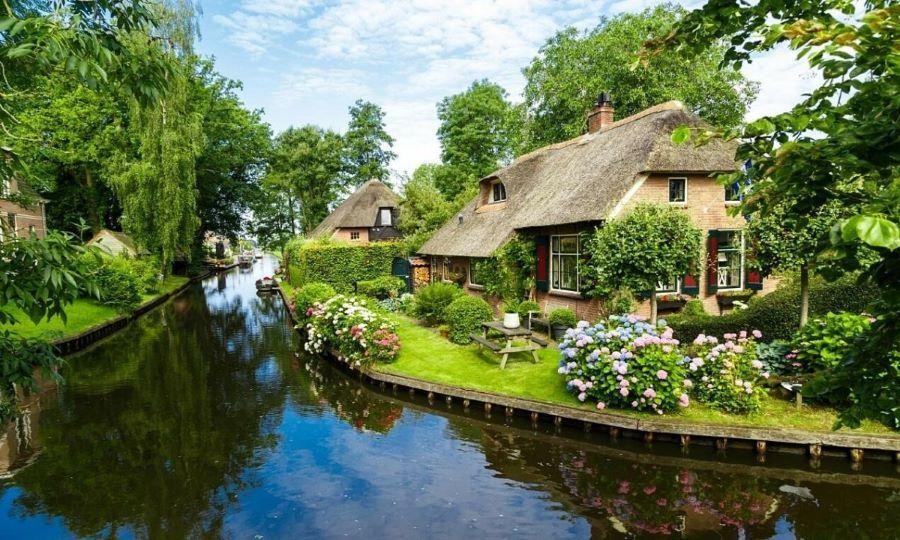 Ngôi làng Giethoorn đẹp như trong tranh