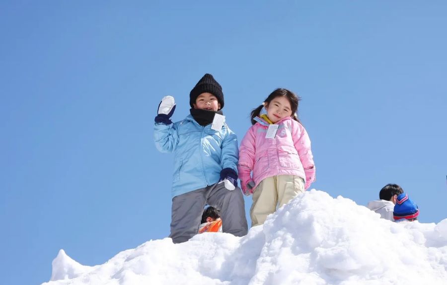 Trải nghiệm vui chơi cùng làn tuyết trắng trong hành trình tour