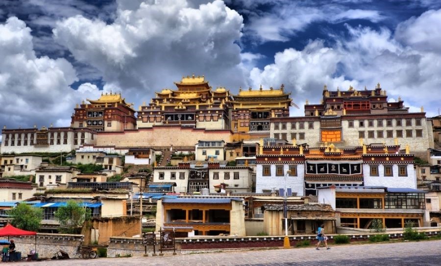 Khám phá vẻ đẹp tại Cổ Khương Thành