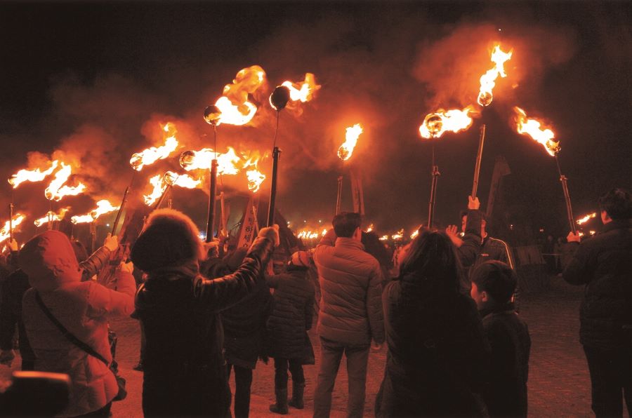 Lễ hội lửa Jeju là một trong những lễ hội lửa đặc biệt nhất trên thế giới