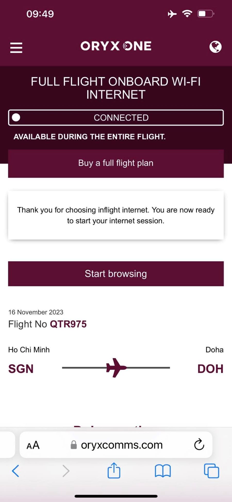 Du khách dễ dàng thanh toán khi mua dịch vụ wifi trong suốt chuyến bay