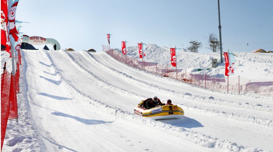 Vivaldi Park Snowy Land mang đến những trải nghiệm trượt tuyết hấp dẫn