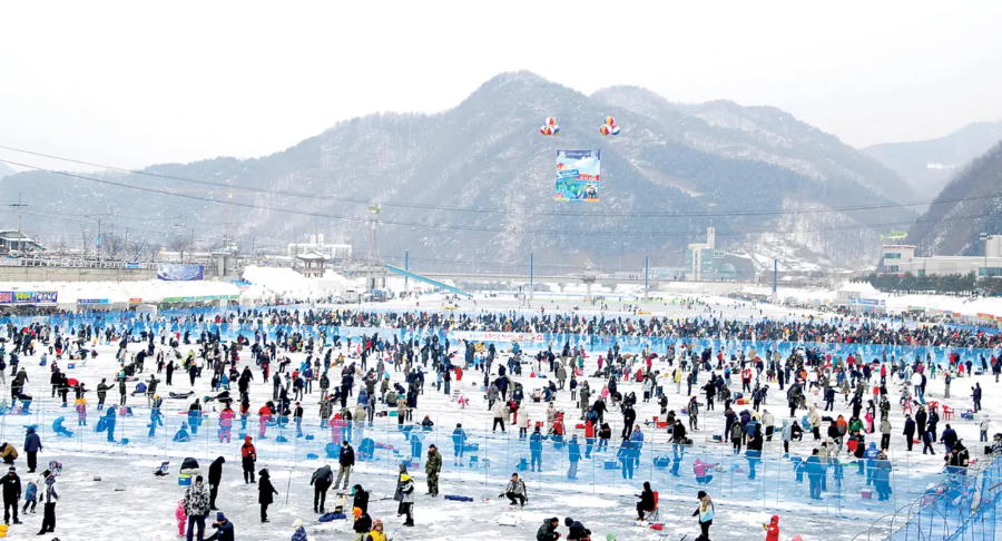 Lễ hội băng Hwacheon Sancheoneo - một trong những sự kiện mùa đông có quy mô hoành tráng nhất