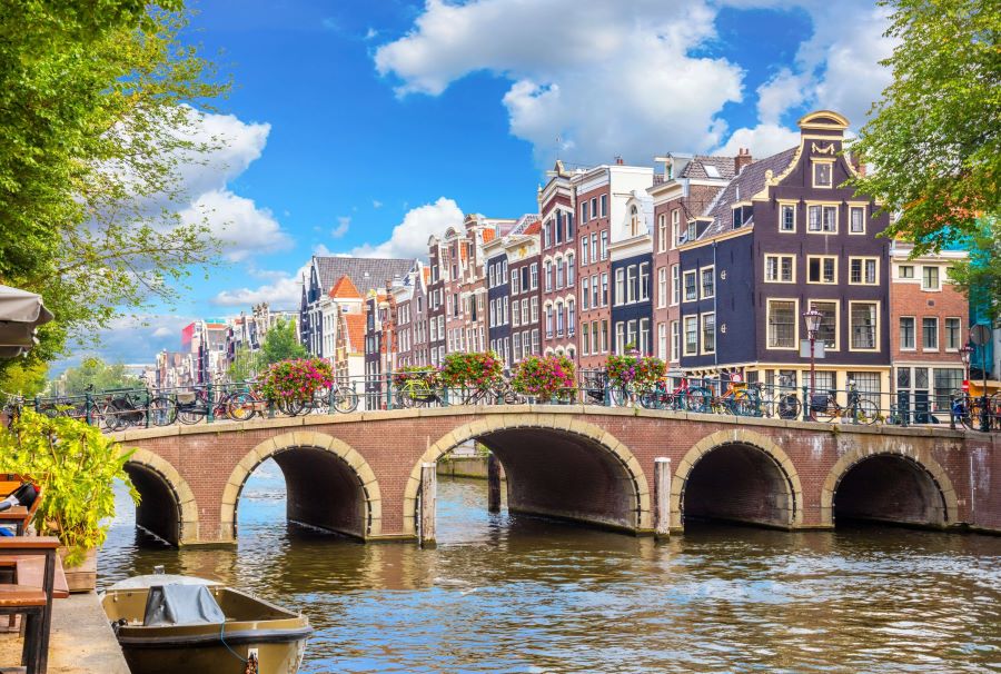 Thủ đô Amsterdam của Hà Lan được ưu ái mệnh danh là “Venice của phương Bắc”
