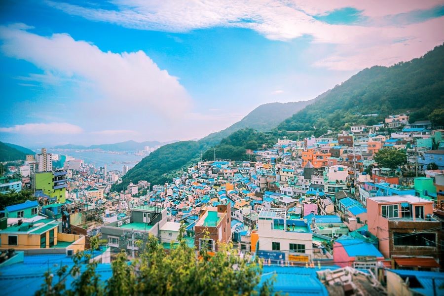 Busan sở hữu vô số những bãi biển trong xanh cát trắng tuyệt đẹp