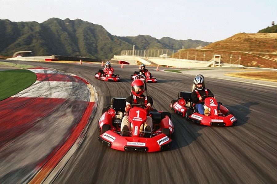 Đua xe Kart là trò chơi có tốc độ cao cực kỳ hấp dẫn