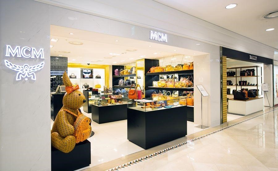 Lotte Duty Free là một trong những chuỗi cửa hàng miễn thuế nổi tiếng và uy tín hàng đầu