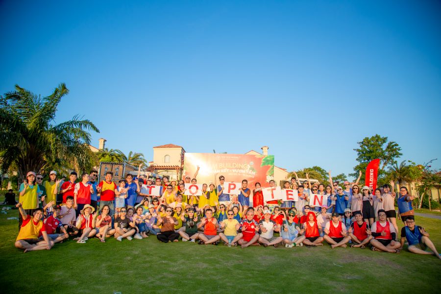 Chương trình Team Building của Top Ten Travel tại Centara Mirage Resort Mui Ne