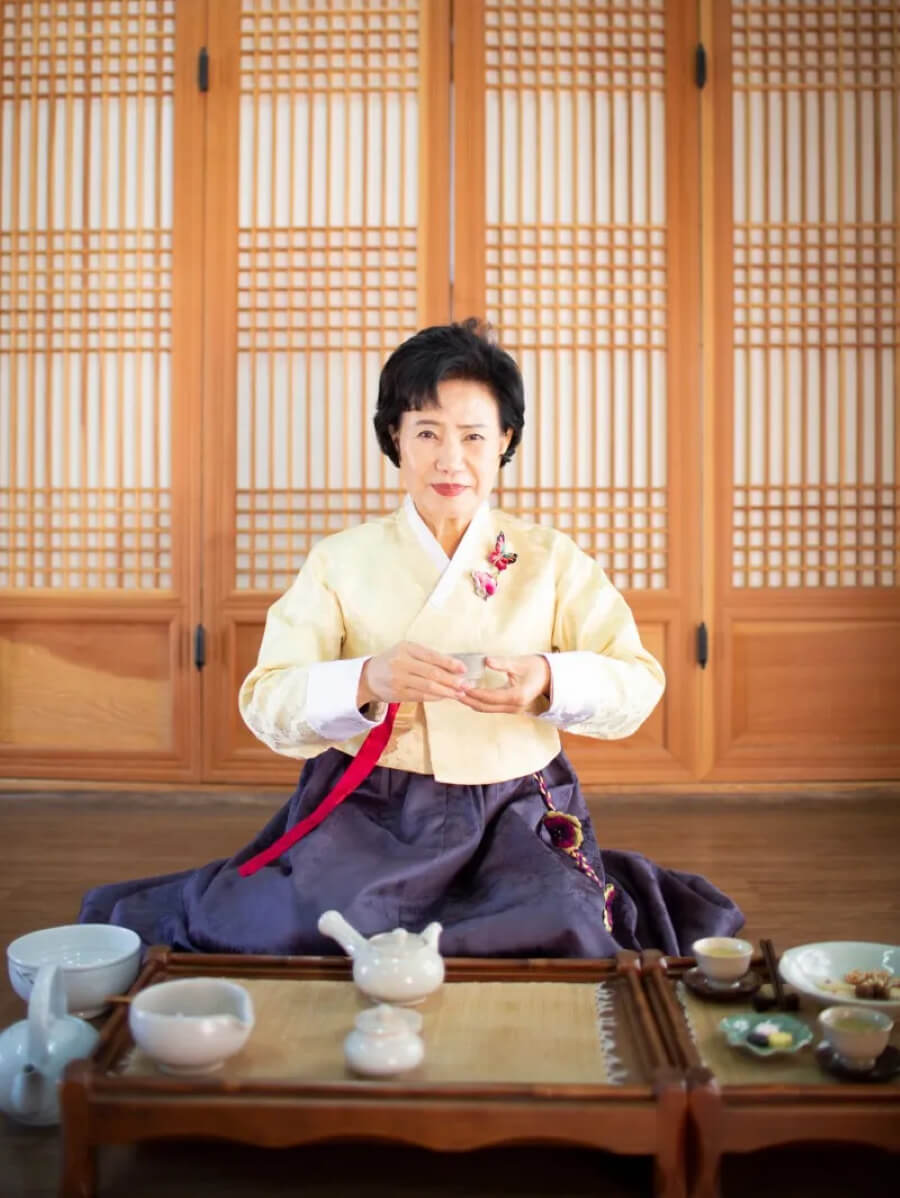 O'Sulloc còn tổ chức các lớp học về trà đạo, nơi mà bạn có thể học cách pha trà theo phong cách truyền thống Hàn Quốc