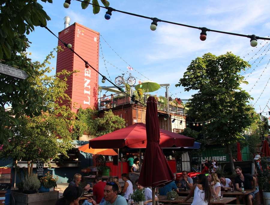 Các nhà máy cũ được cải tạo thành các địa điểm du lịch hấp dẫn