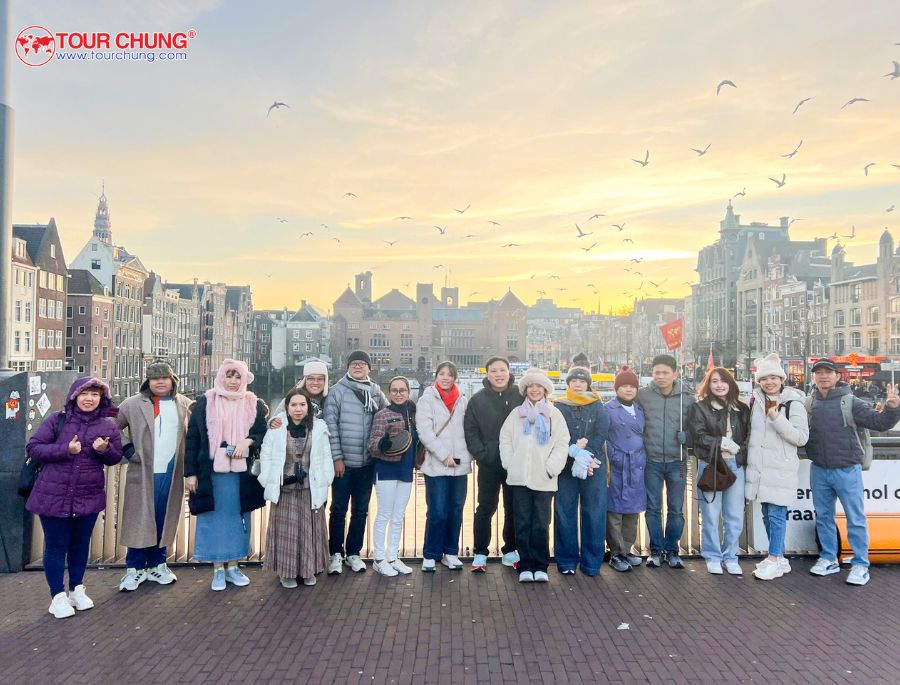 Hành trình tour của Top ten Travel mang đến cho du khách những giấy phút thư giãn