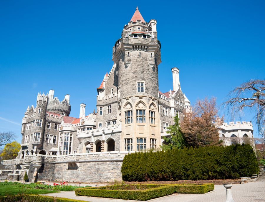 Lâu đài cổ Casa Loma 
