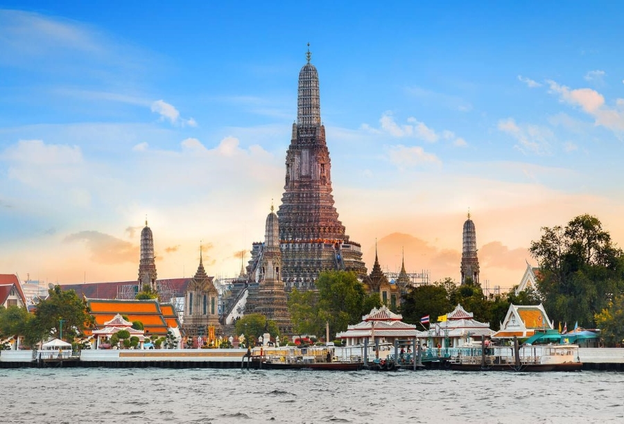 Chùa Wat Arun - Nét đẹp uy nghi giữa lòng Bangkok
