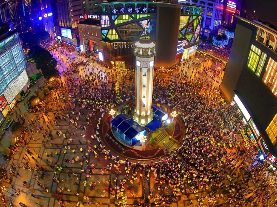 Phố đi bộ Giải Phóng